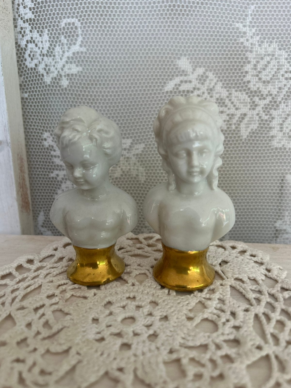 Kleine borstbeeldjes, Antiek en Kunst, Ophalen of Verzenden