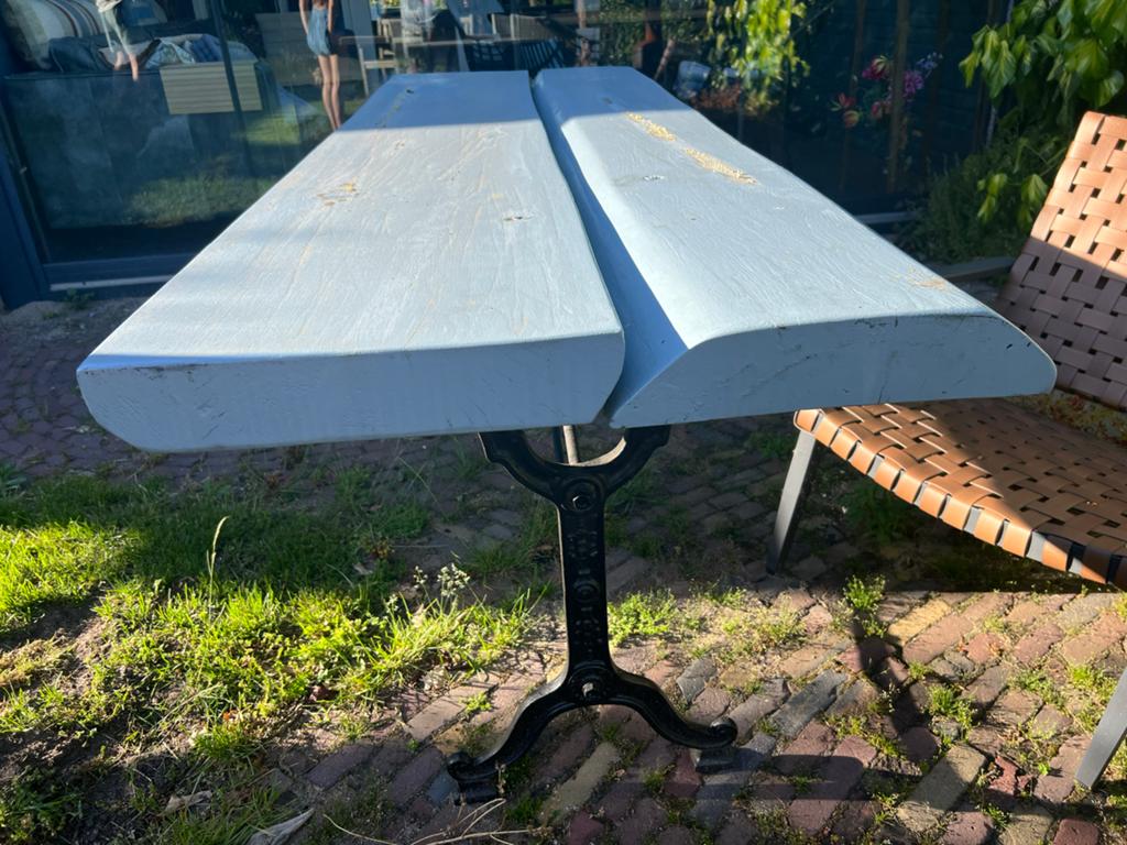 Antieke Tuin Eettafel met Gietijzeren Onderstel, Ophalen, Gebruikt, Rechthoekig, Hout