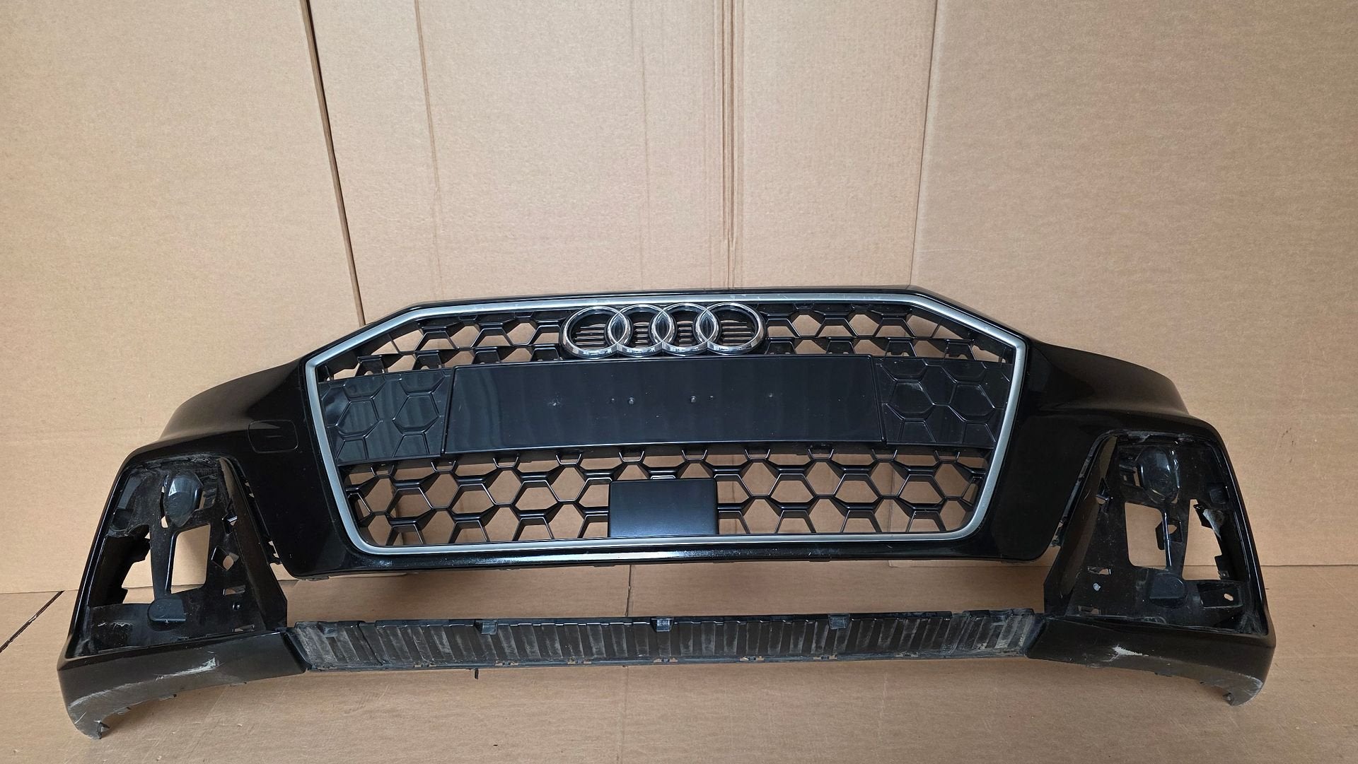 Voorbumper Audi A1 82A S-Line Origineel SLINE L Y9B BUMPER, Gebruikt, -, Voor, Bumper