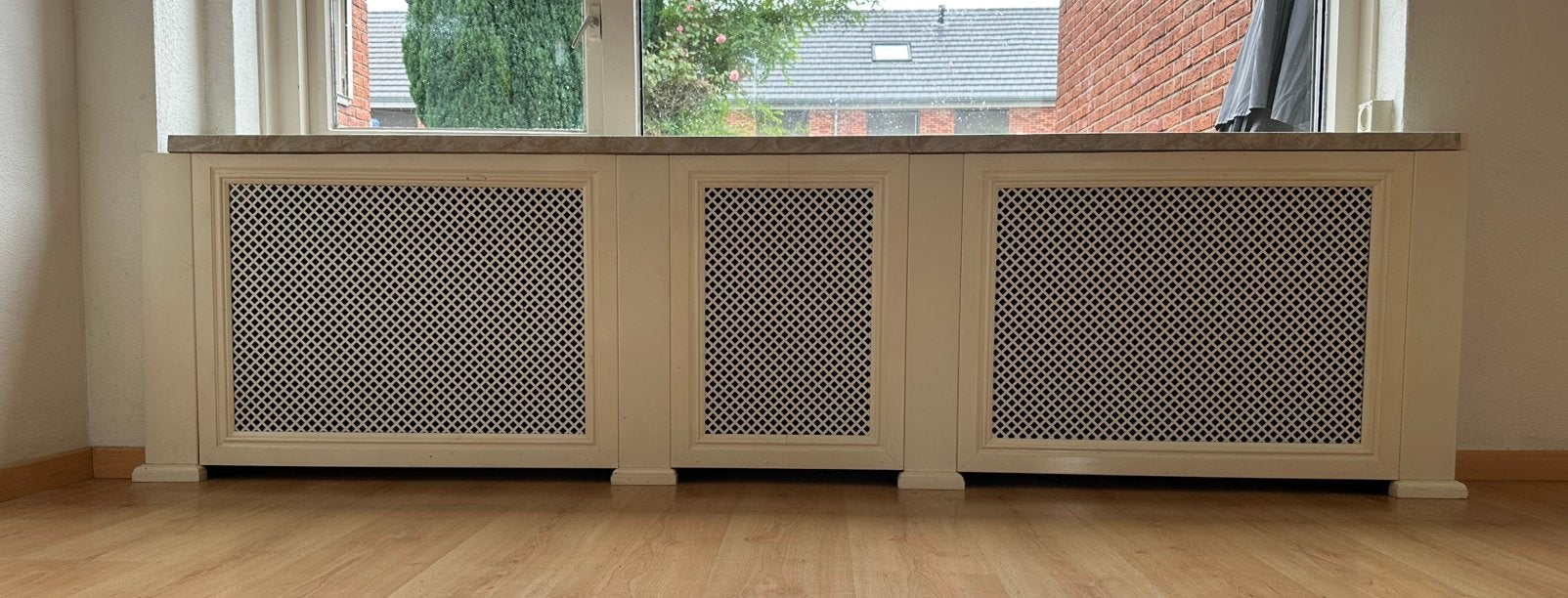 Radiatorbekleding 3 stuks, Ophalen, Zo goed als nieuw, 25 tot 50 cm, 50 tot 100 cm