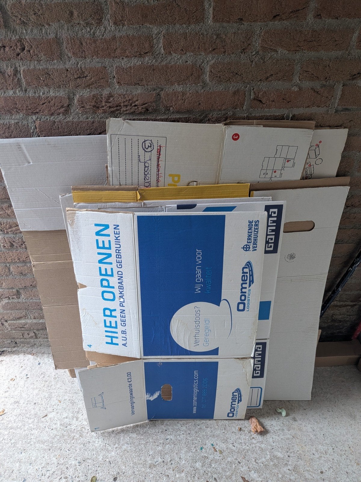 8 gebruikte verhuisdozen (o.a. Gamma, Oomen), Ophalen, Minder dan 40 cm, 35 tot 50 cm, Doos