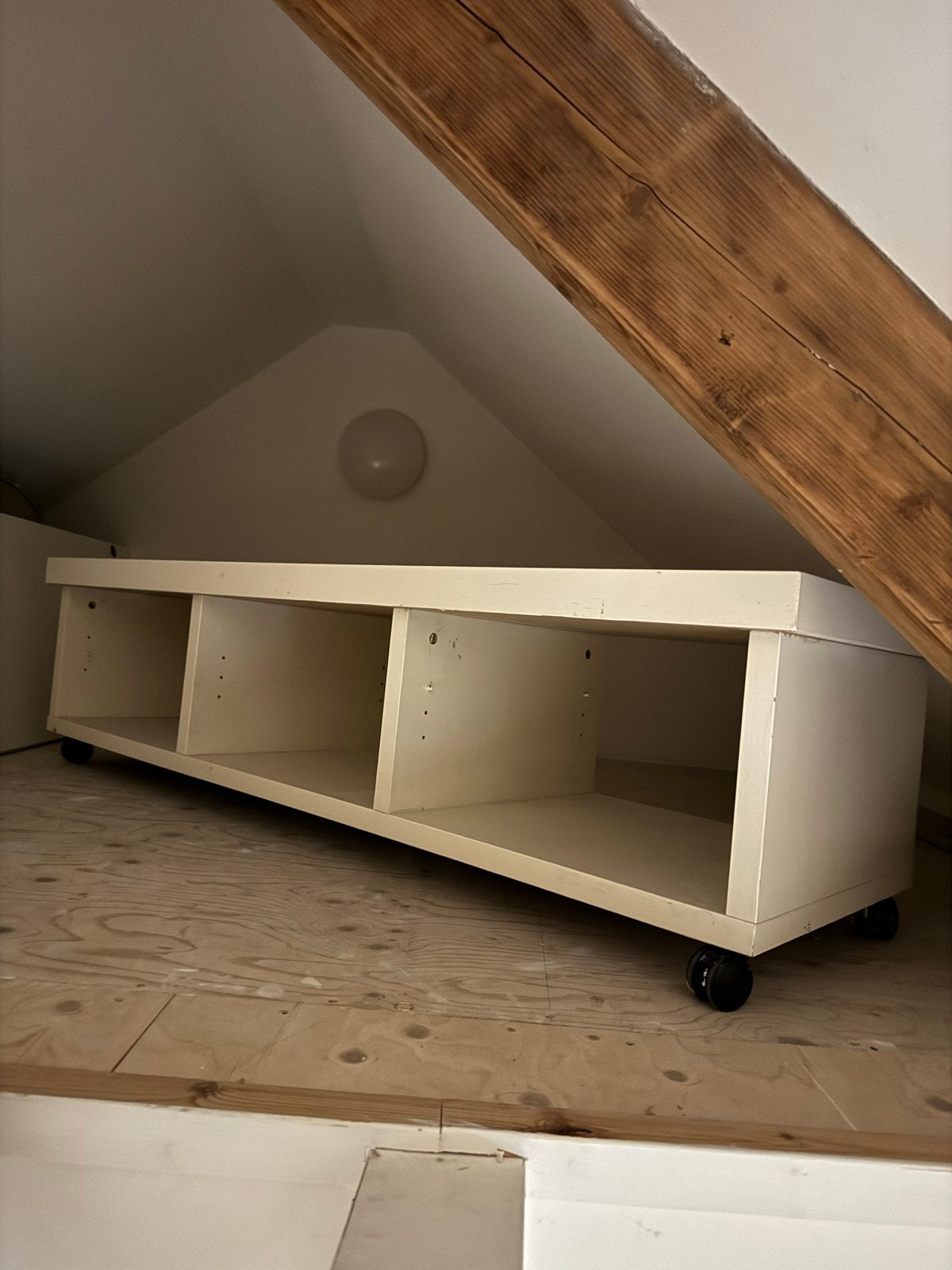 Dressoir / TV-meubel op wielen - 150x45,5x40 cm, Ophalen, Gebruikt, 100 tot 150 cm, Minder dan 100 cm