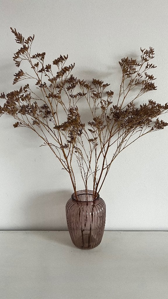 Vase + flowers, Huis en Inrichting, Woonaccessoires | Vazen, Ophalen, Overige kleuren, Minder dan 50 cm, Glas