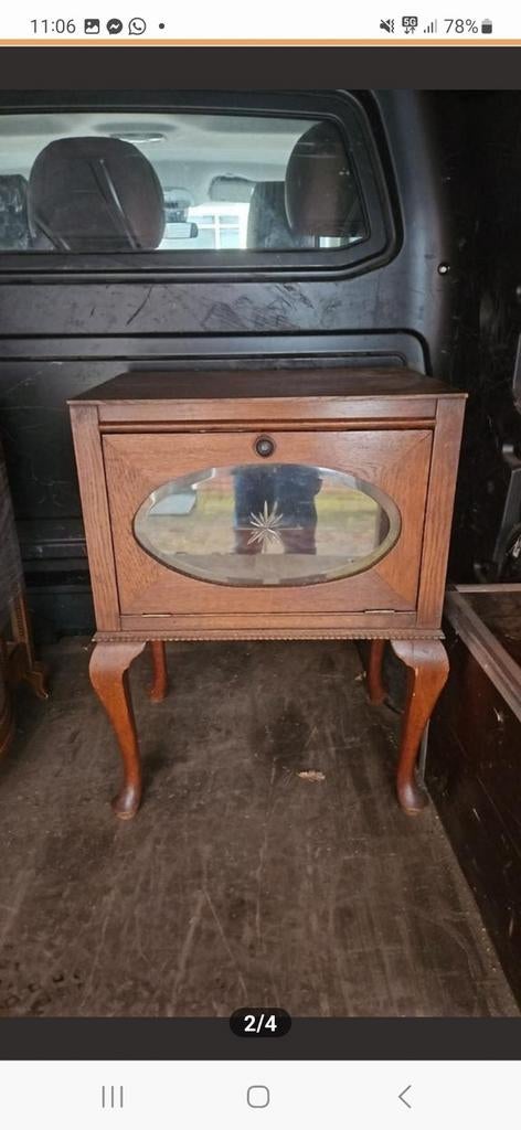Theekastje met dienblad, Ophalen
