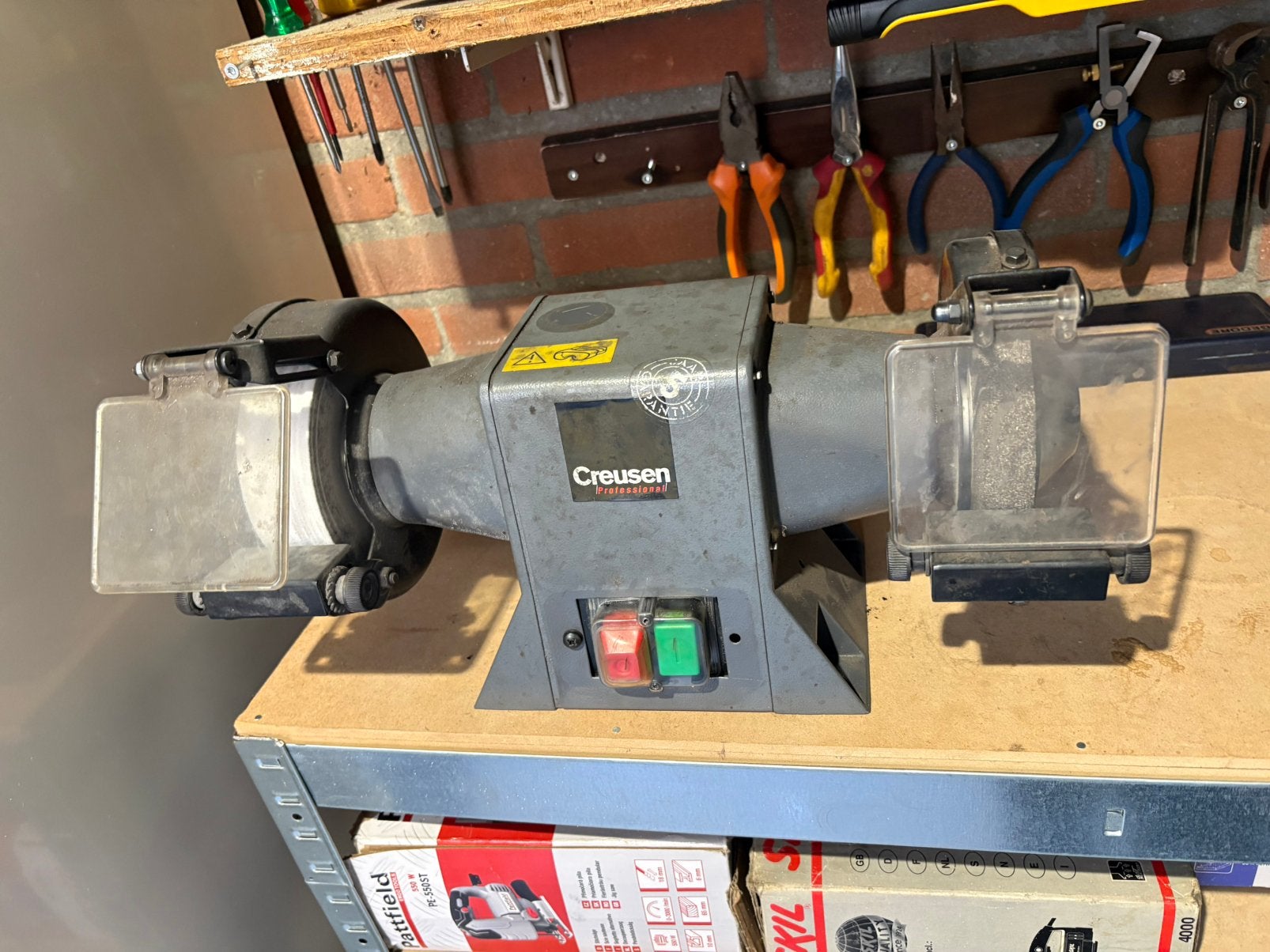 Creusen Professional dubbele werkbankslijpmachine, Ophalen, Zo goed als nieuw, Metaaldraaibank