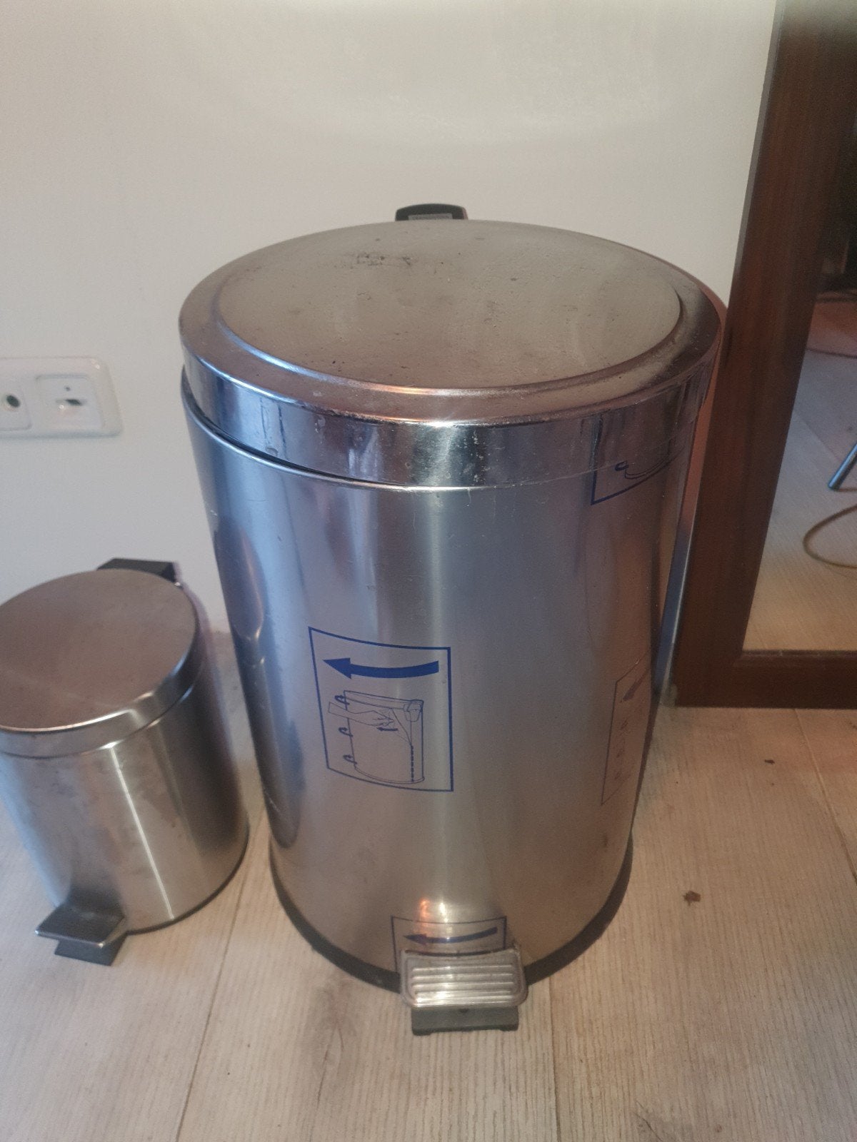 Set van 2 pedaalemmers: 12 liter en 3 liter, Gebruikt, Met pedaal, Ophalen of Verzenden, Metaal
