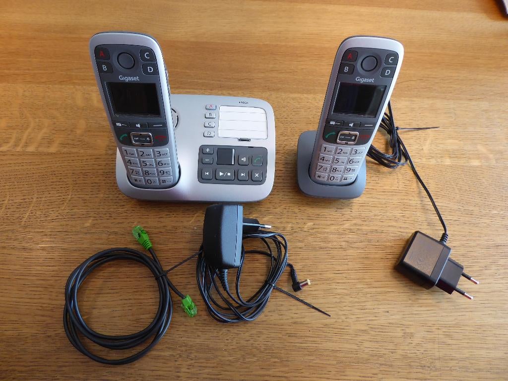 DECT telefoon Siemens Gigaset E560A Duo, Ophalen of Verzenden, Gebruikt, 2 handsets