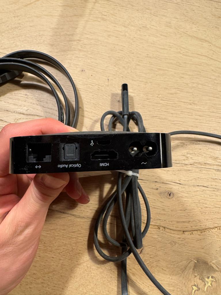 Apple TV 3e generatie (A1427) met afstandsbediening, Ophalen of Verzenden, Gebruikt