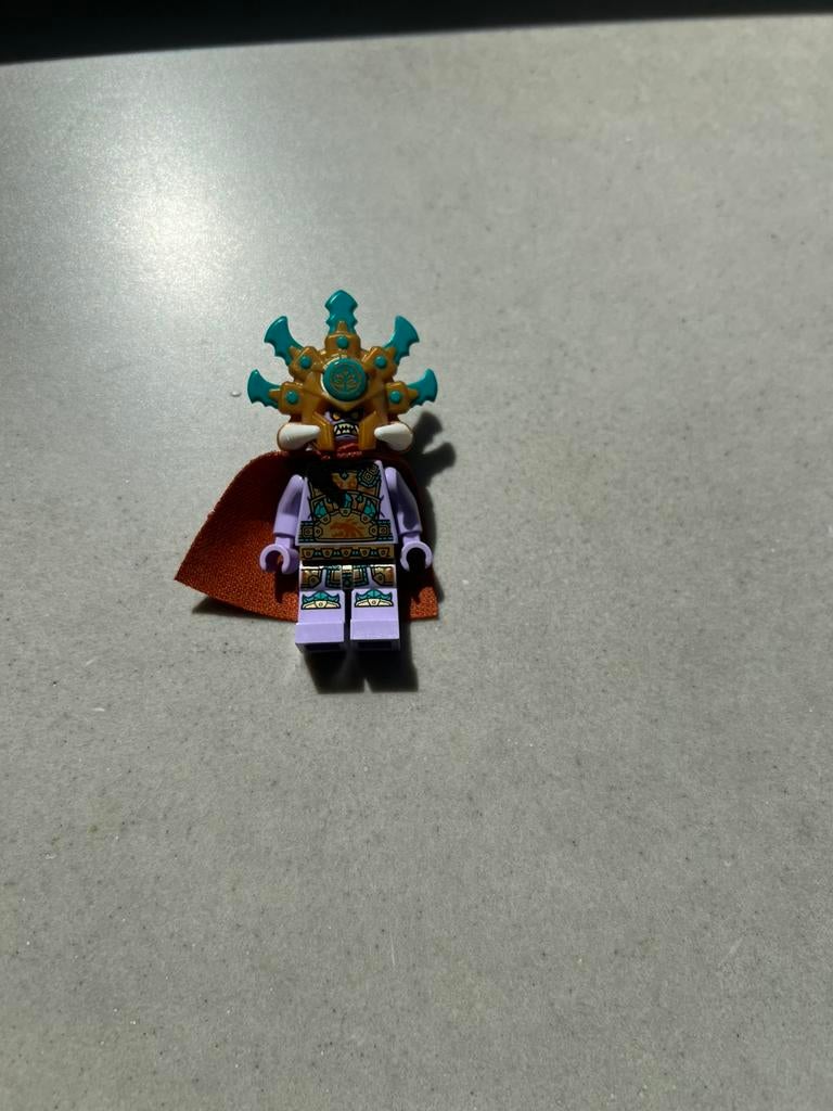 Lego ninjago the island chief mammatus minifigure, Ophalen of Verzenden, Zo goed als nieuw