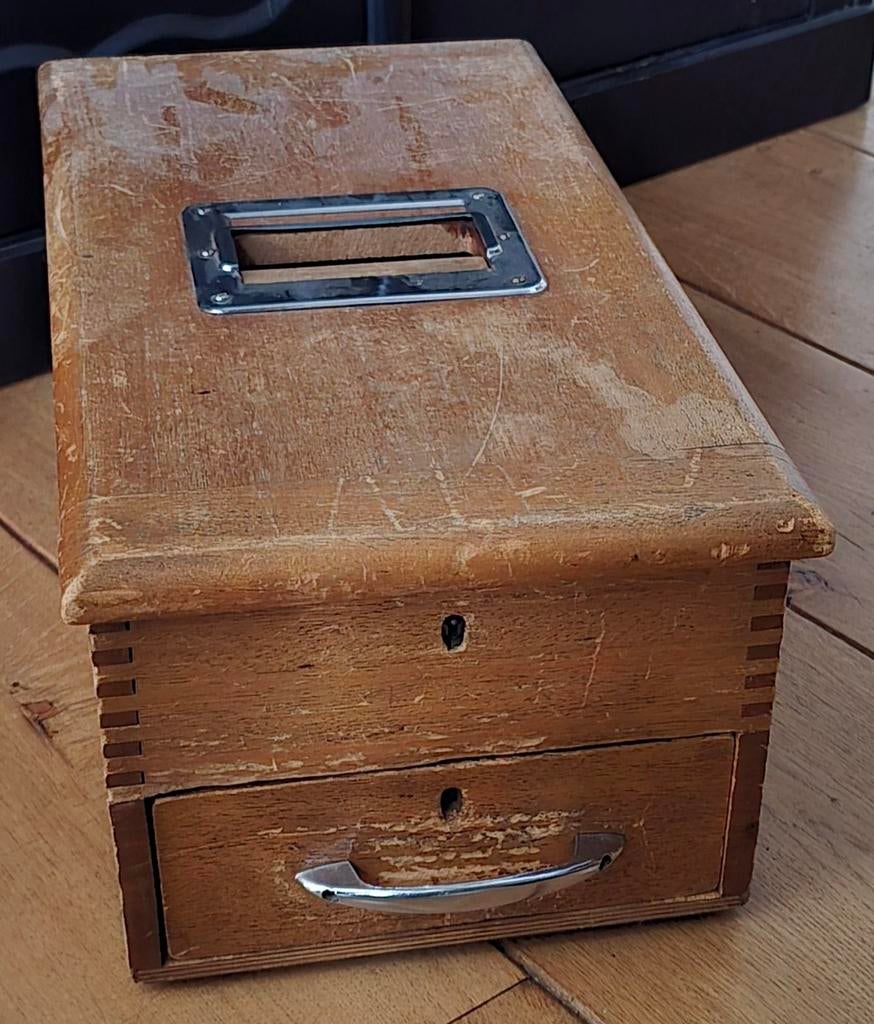 Brocante geldlade, Ophalen of Verzenden