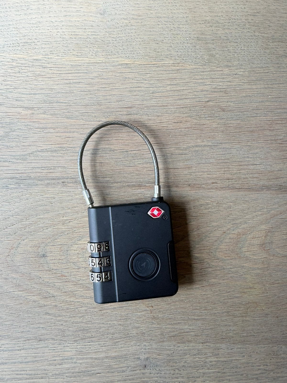 TSA Cijferslot met Flexibele Staalkabel (Model KS520), Ophalen of Verzenden, Zo goed als nieuw