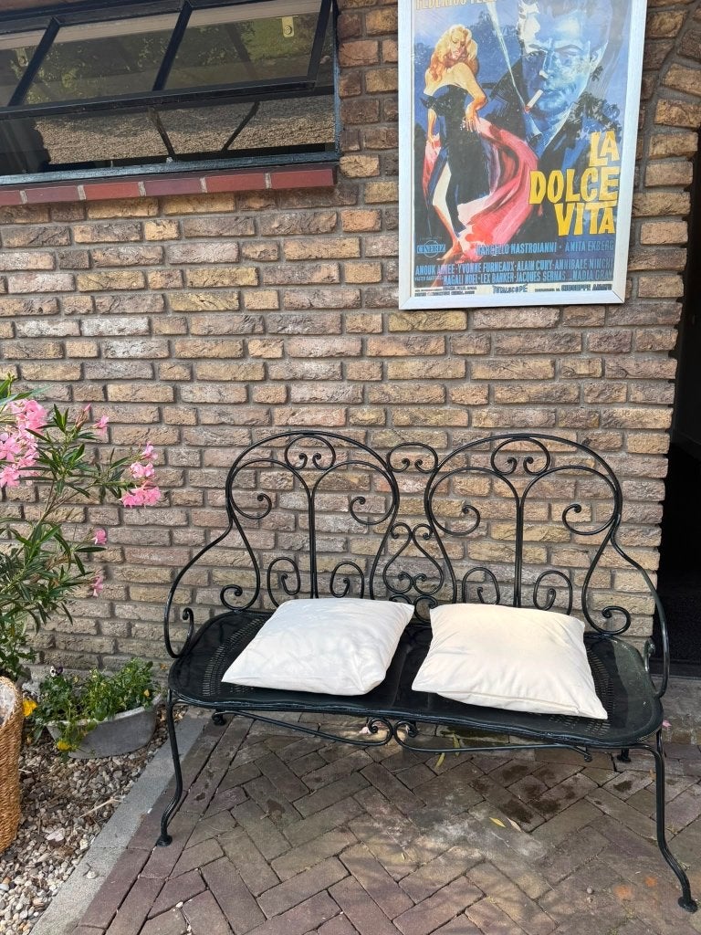 Ivoorwitte Kussentjes voor Bankje – Huwelijk / Ceremonie, Ophalen, Zo goed als nieuw, Geboorte of Huwelijk