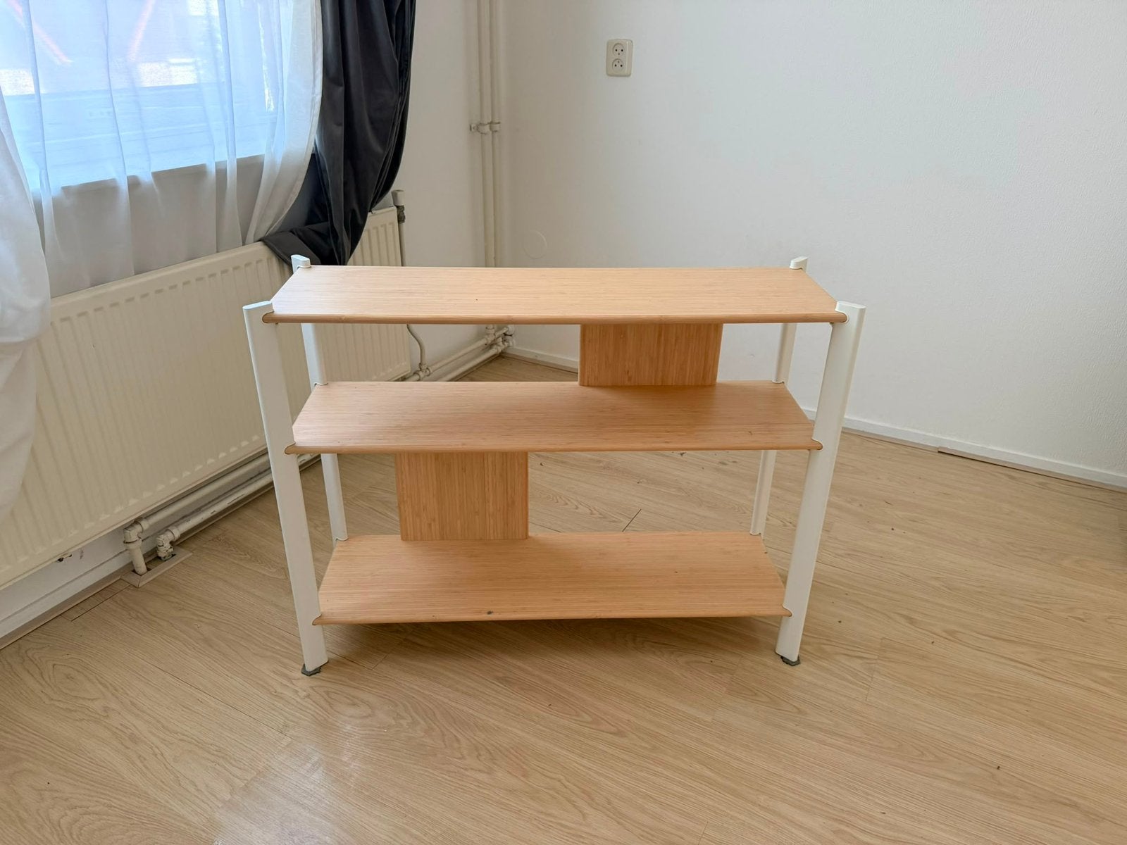 Bijzettafel / TV meubel, Huis en Inrichting, Kasten | Televisiemeubels, Zo goed als nieuw, Minder dan 100 cm, 25 tot 50 cm, 50 tot 100 cm