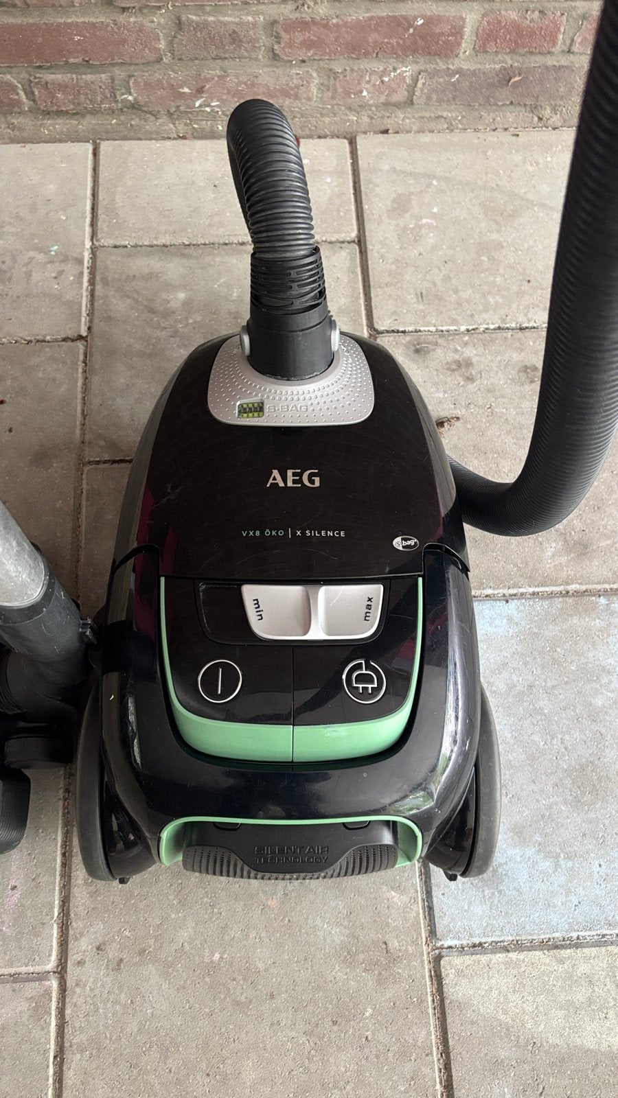 AEG VX8 ÖKO X Silence Sledestofzuiger - 650W, Witgoed en Apparatuur, Stofzuigers, Gebruikt, Sledestofzuiger, Minder dan 1200 watt