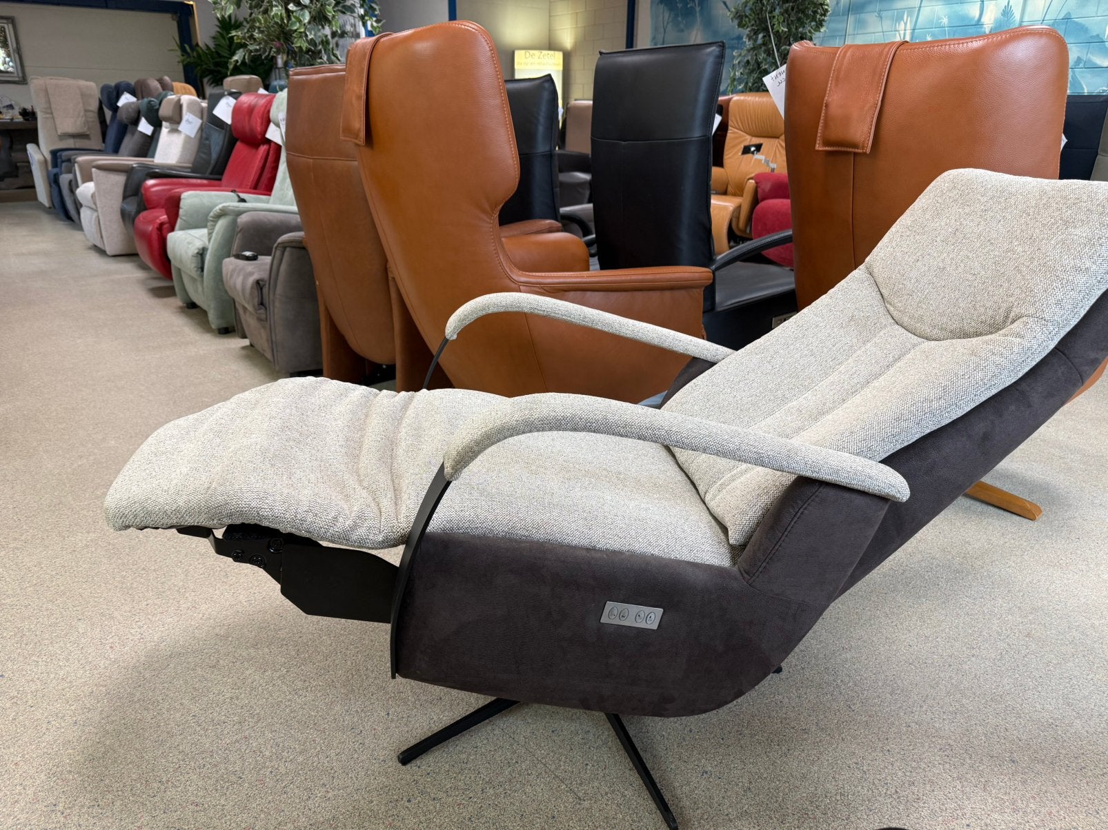 Montel Sta op relax stoel relaxfauteuil gratis bezorging, Ophalen of Verzenden, Zo goed als nieuw, Stof, Ruim 100 modellen met garantie
