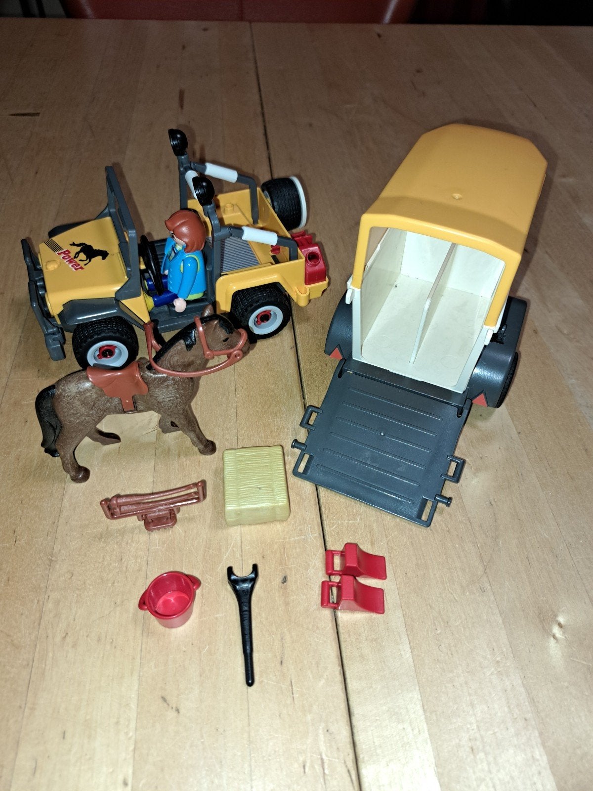 Playmobil jeep trailer, Kinderen en Baby's, Speelgoed | Playmobil, Ophalen of Verzenden, Zo goed als nieuw