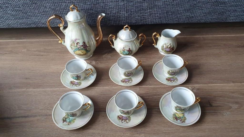 6-persoons porselein Servisch FP Zajecar mokka servies, Antiek en Kunst, Ophalen of Verzenden