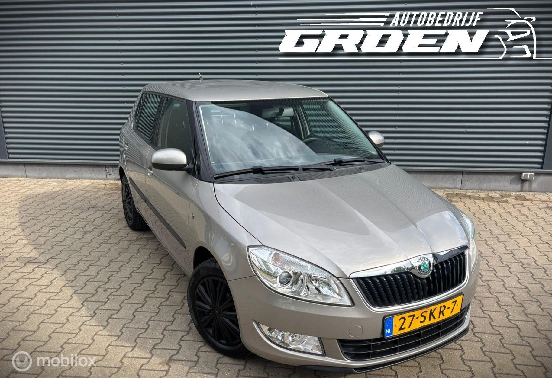 Skoda Fabia 1.2 TSI Ambition AUT|NAP|CRUISE|AIRCO|TREKHAAK, Auto's, Skoda, Euro 5, Gebruikt, 4 cilinders, 1064 kg