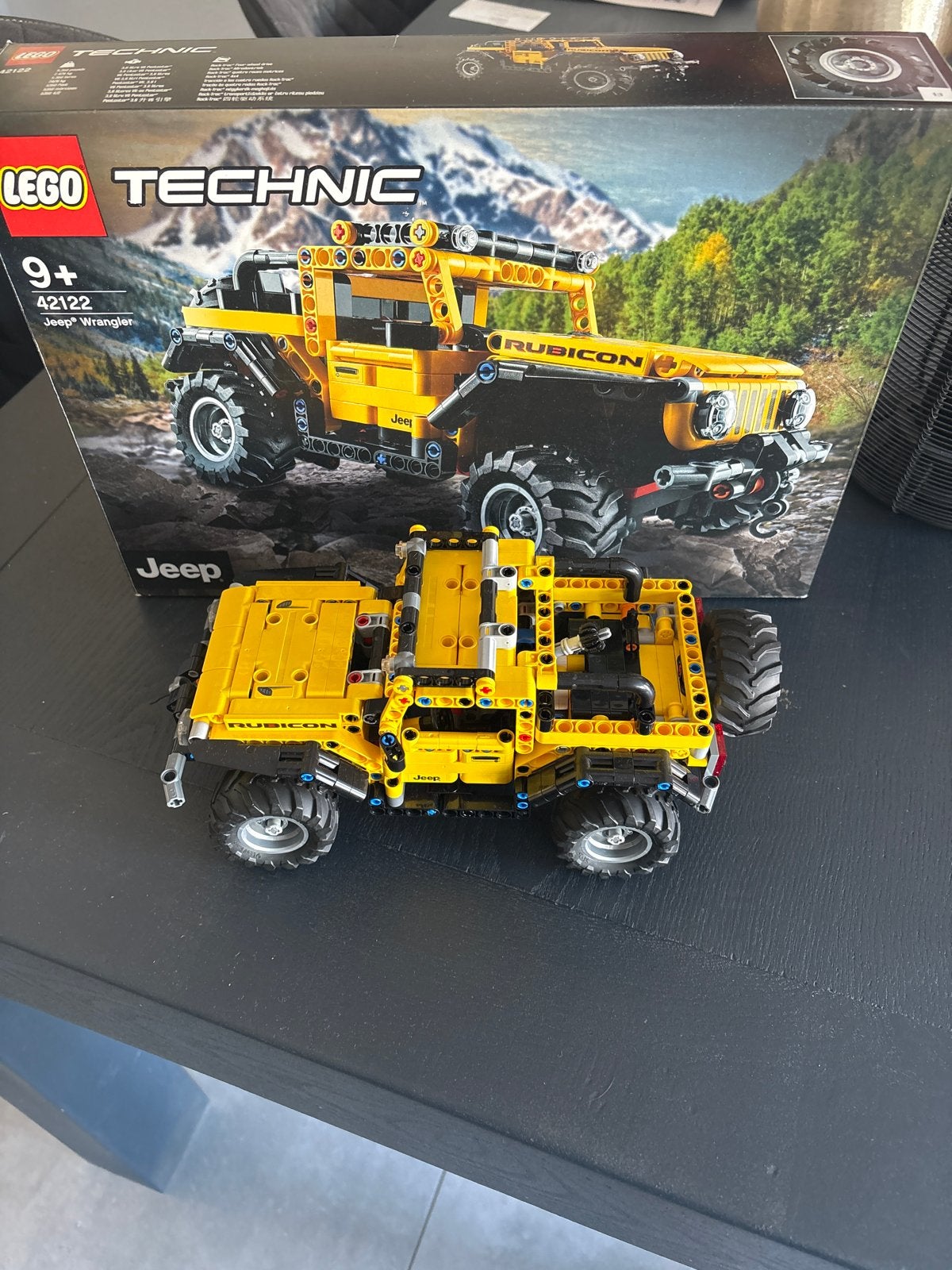 Lego Technic Jeep Wrangler 42122 - Zo goed als nieuw, Kinderen en Baby's, Speelgoed | Duplo en Lego, Lego, Ophalen of Verzenden