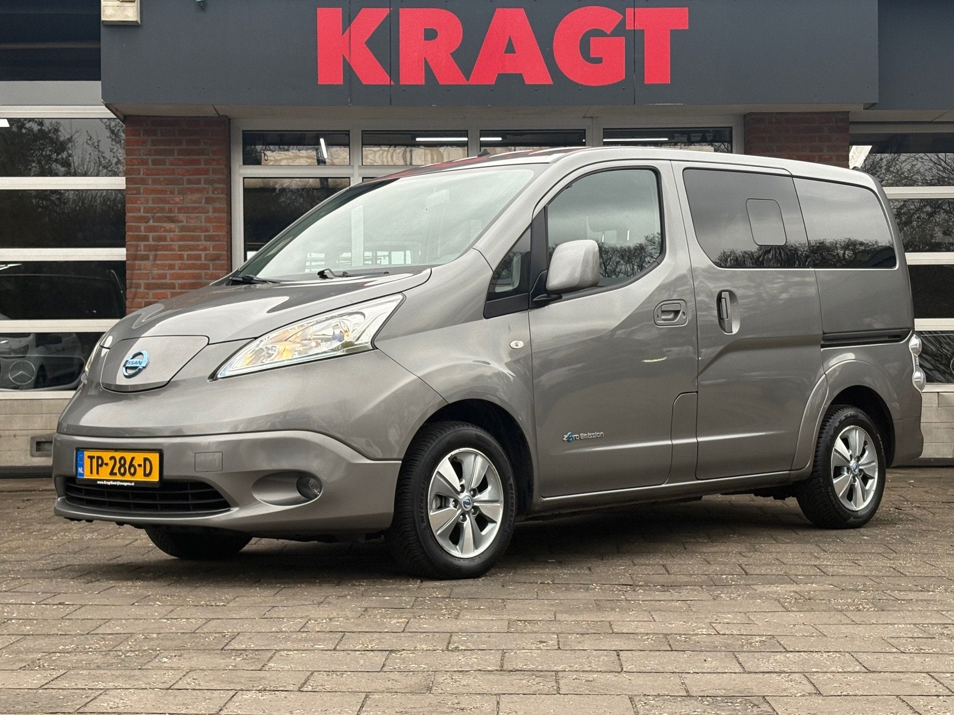 Nissan E-NV200 Evalia 40 kWh 2.Zero Edition *7 PERSOONS* 200, Auto's, Nissan, Stof, Gebruikt, Zwart, Origineel Nederlands