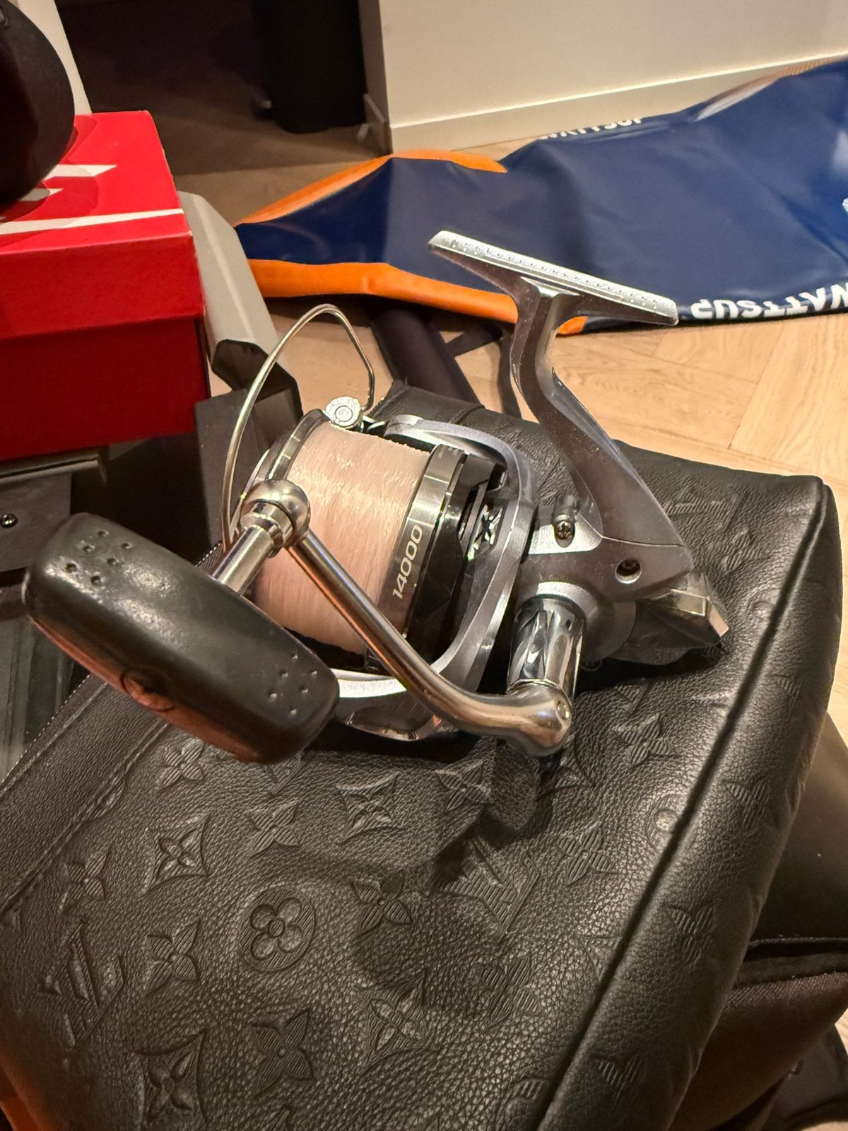 Zeemolen strandhenhel shimano speedcast xsb, Watersport en Boten, Hengelsport | Zeevissen, Ophalen of Verzenden, Gebruikt, Molen