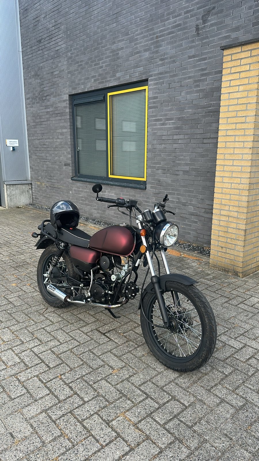 Agm caferacer 50, Ophalen, Maximaal 45 km/u, Zo goed als nieuw, Benzine
