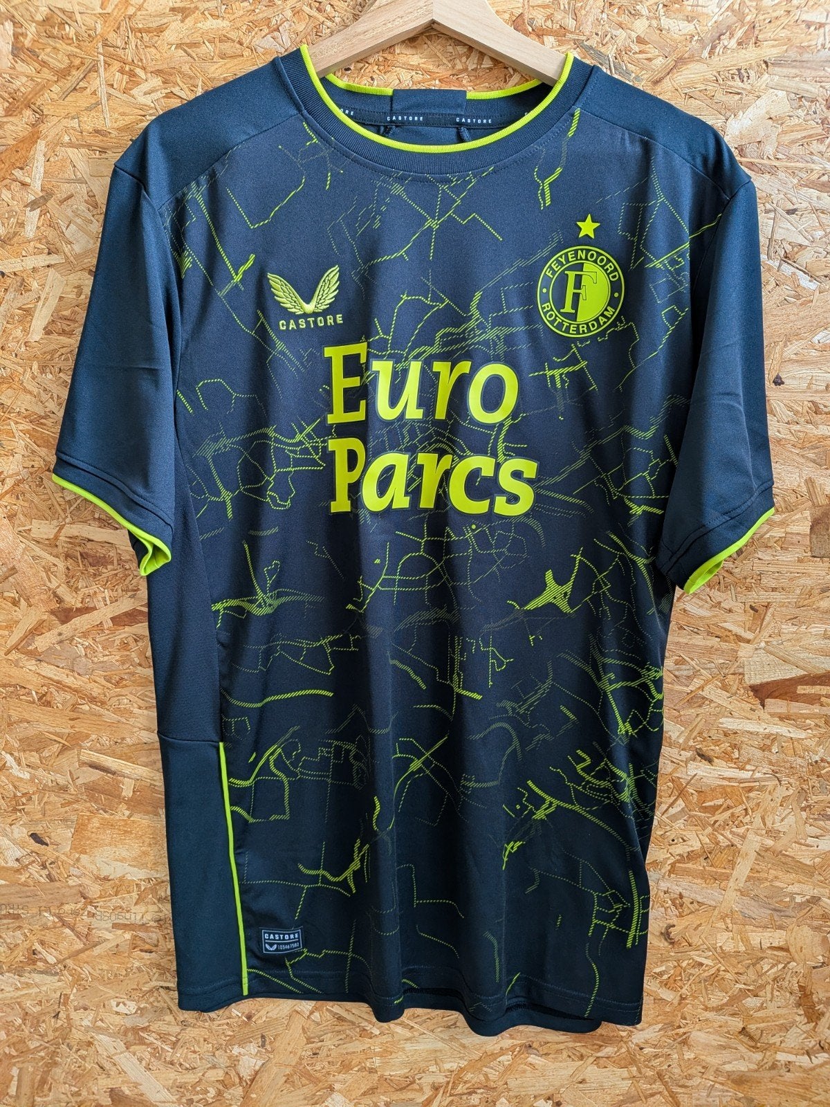 Feyenoord Rotterdam 2023/2024 Castore EuroParcs maat XL, Maat XL, Ophalen of Verzenden, Zo goed als nieuw, Shirt