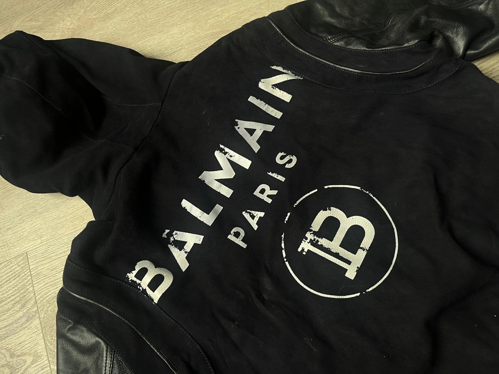 Balmain Paris Hoodie met Leren Mouwen - Zwart, Ophalen of Verzenden, Zo goed als nieuw, Maat 48/50 (M), Zwart