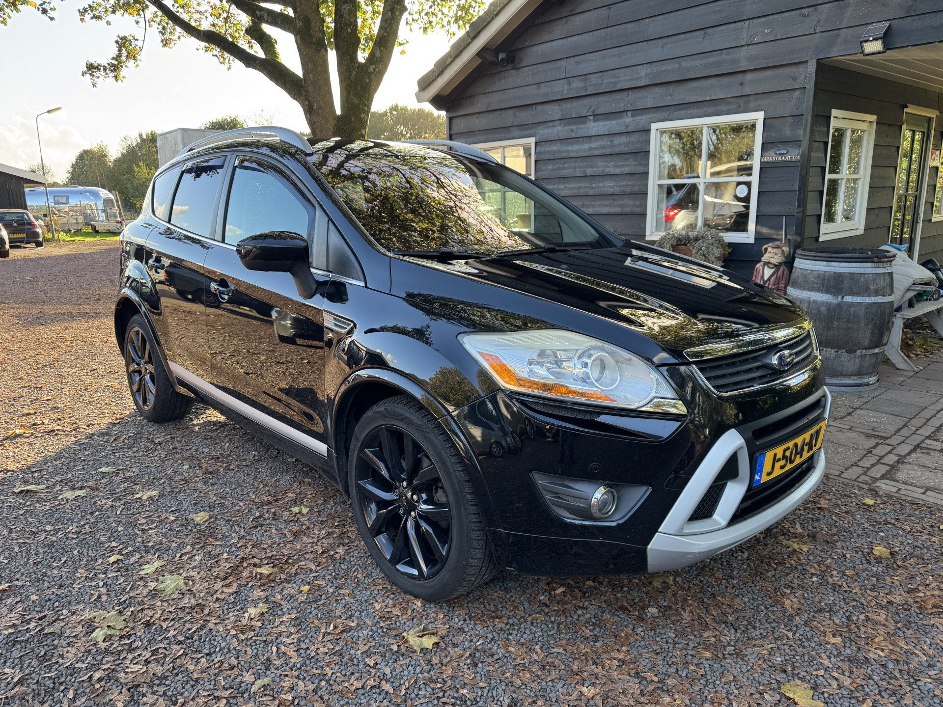 Ford Kuga 2.5 20V 4x4 Titanium Automaat (bj 2011), Auto's, Automaat, Euro 5, Gebruikt, Zwart