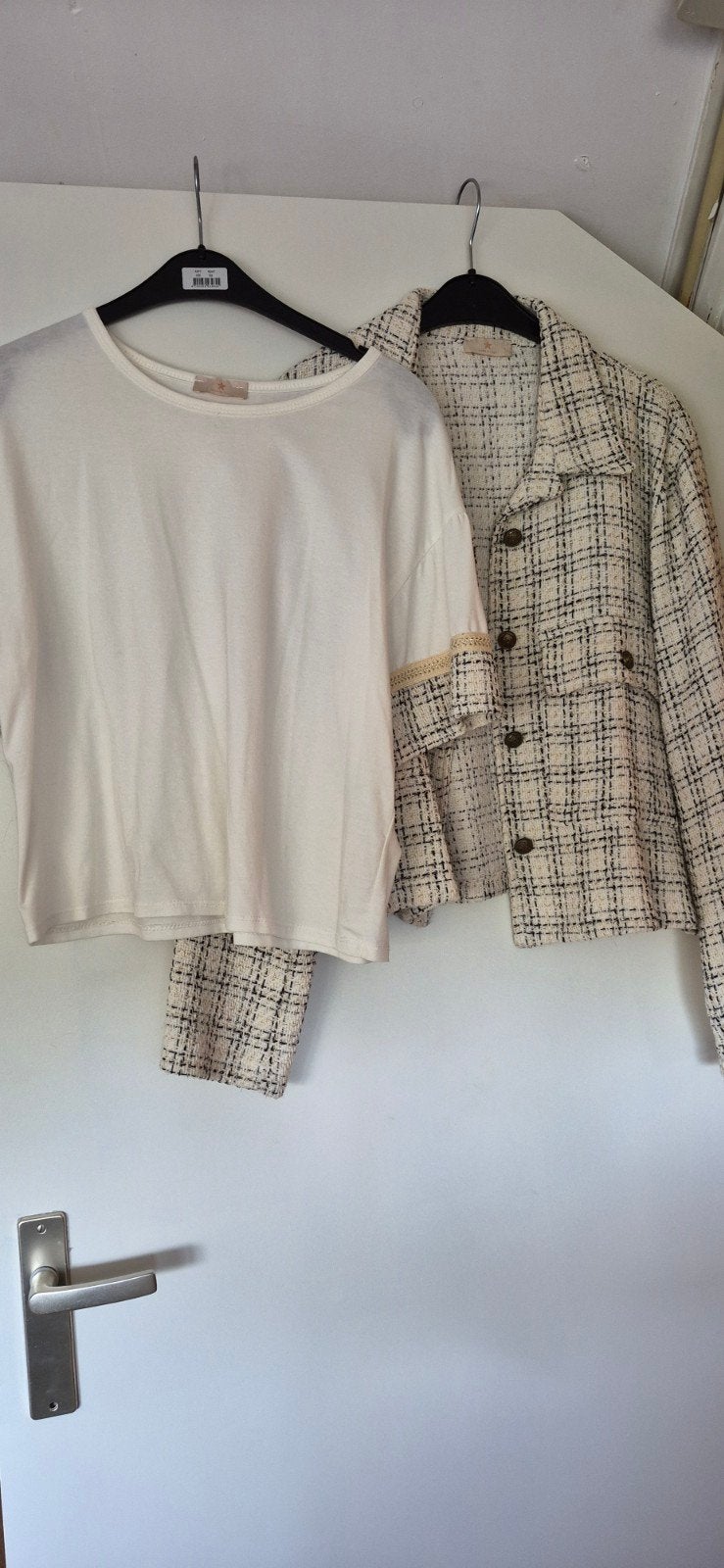 Tweed jasje met T-shirt, Maat 38/40 (M), Made in Italy, Beige, Ophalen of Verzenden