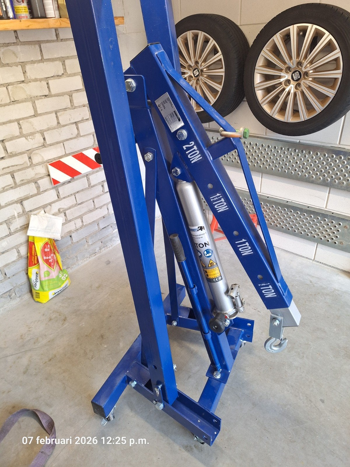 2-tons lift te huur - direct leverbaar, Ophalen