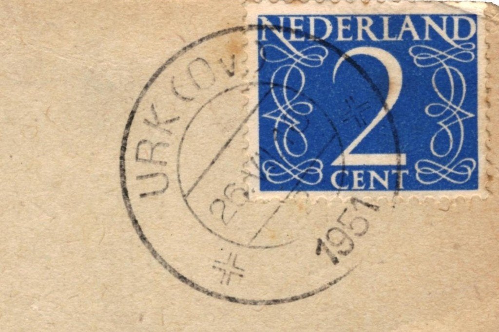 936116 Urk Klederdracht 1951 Gelopen met zegel Stempel Urk, Ophalen of Verzenden, 1940 tot 1960, Gelopen, Flevoland