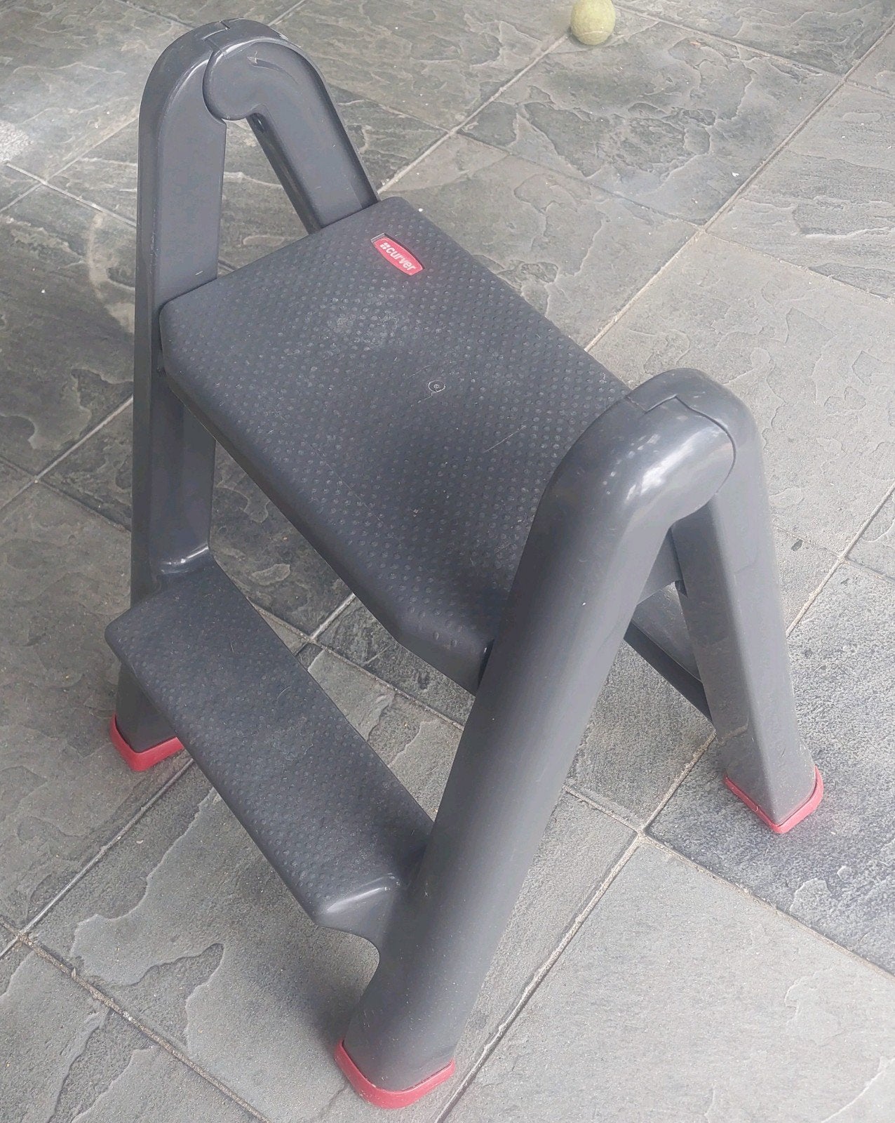2 traps trapje curver inklapbaar ideaal voor camping /boven, Doe-het-zelf en Verbouw, Ladders en Trappen, Ophalen of Verzenden