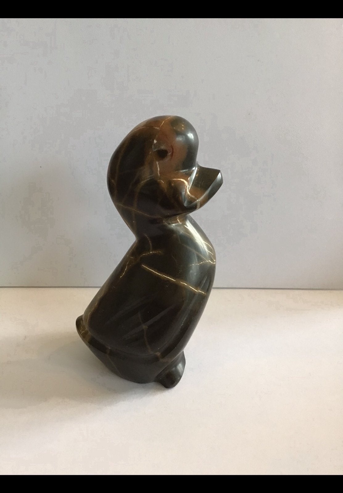 Mooi marmeren eendje. Ong 10,5 centimeter hoog, bruin marmer, Ophalen of Verzenden, Beeldje of Figuurtje
