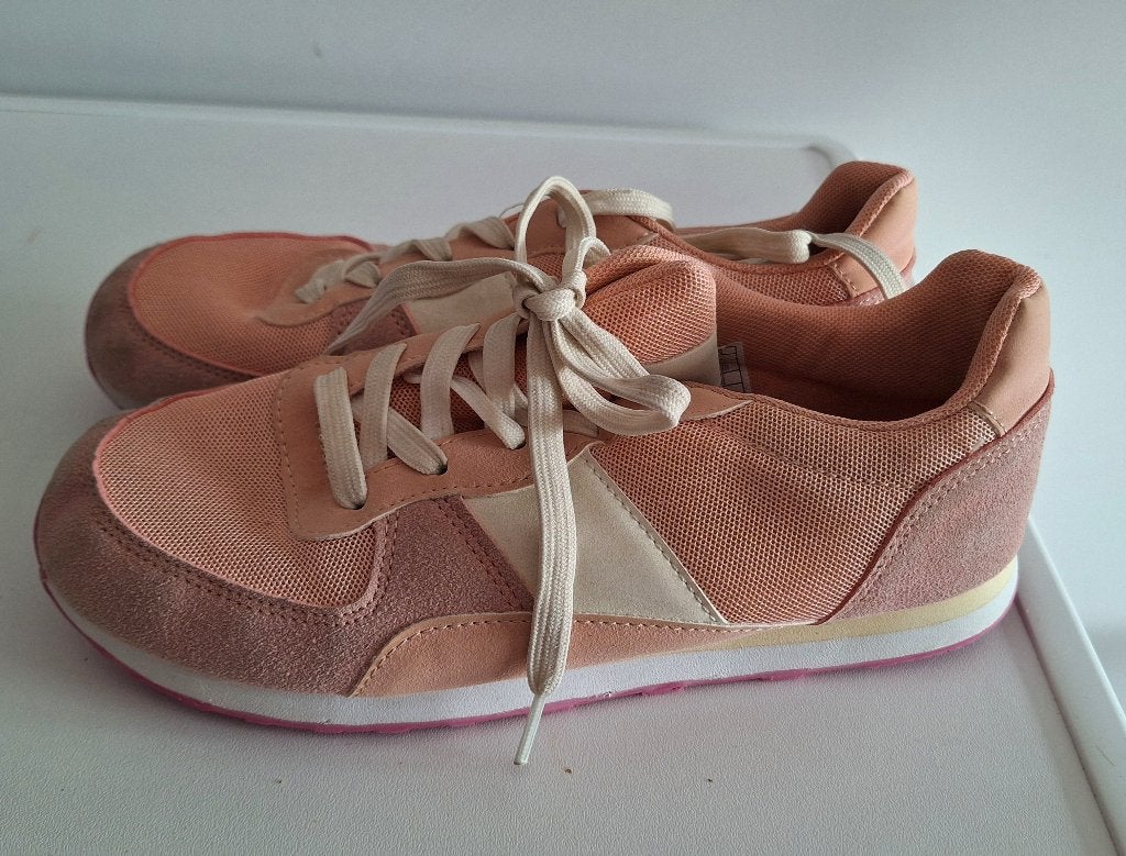 Roze sneakers maat 36 - Zo goed als nieuw, Pepperts!, Meisje, Schoenen, Ophalen of Verzenden