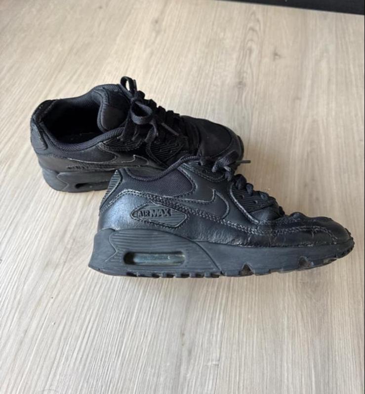 Nike Air Max 90 sneakers zwart - Maat 35,5, Ophalen, Gebruikt, Jongen of Meisje, Schoenen
