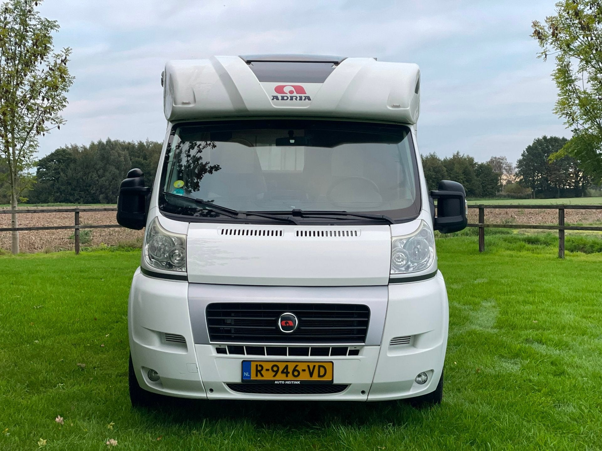 Adria COMPACT SP, Caravans en Kamperen, Ringverwarming, Startonderbreker, Bedrijf, Half-integraal