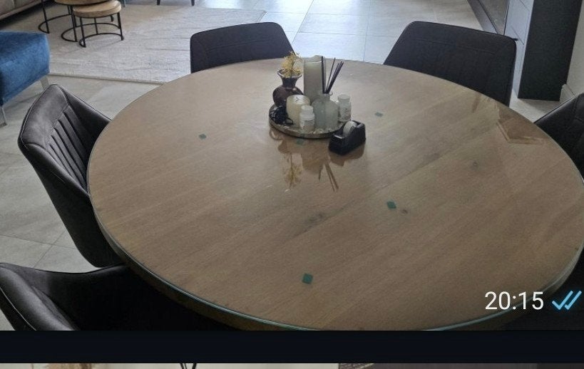 Grote ronde eettafel Ø 130 cm met bruine eetkamerstoe, Ophalen, 200 cm of meer, Zo goed als nieuw, 200 cm of meer