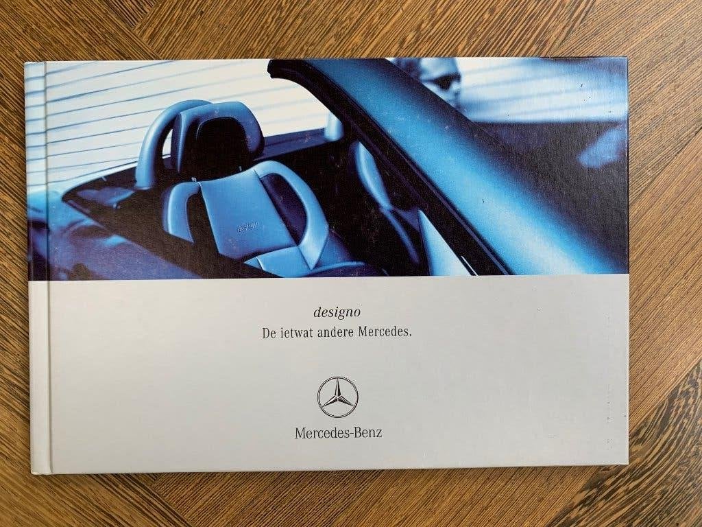 Folder, brochure Mercedes-Benz Designo hardcover 2001 NL, Nieuw, Mercedes-Benz, Mercedes, Ophalen of Verzenden