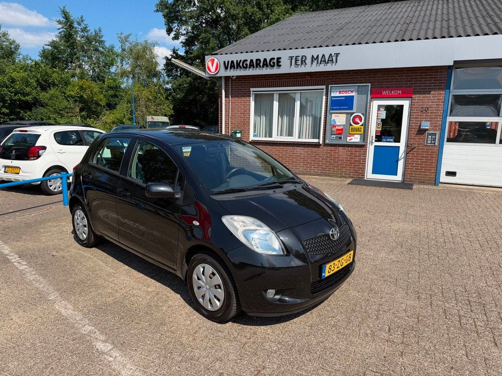 Toyota Yaris 1.3 VVTi Sol, Auto's, Toyota, Voorwielaandrijving, Stof, Zwart, 4 cilinders
