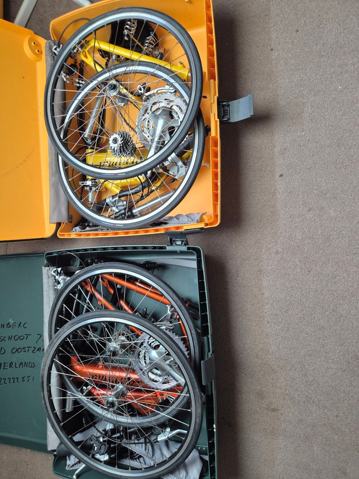 Twee Airnimal Chameleon vouwfietsen met transportkoffers, Ophalen of Verzenden, Gebruikt, 20 inch of meer