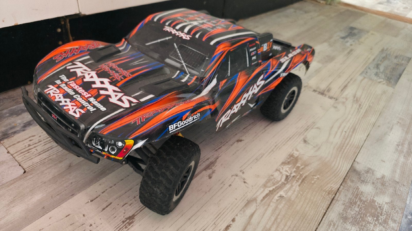 Traxxas Slash 4x4 VXL (3s), Hobby en Vrije tijd, Gebruikt, Auto offroad, Schaal 1:10, RTR (Ready to Run)