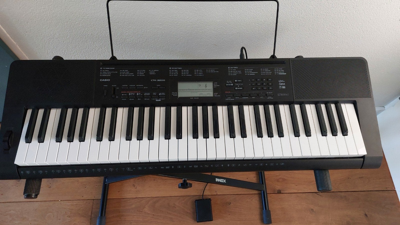 Casio CTK-3200 keyboard, Muziek en Instrumenten, Ophalen, Casio, Met standaard, 61 toetsen