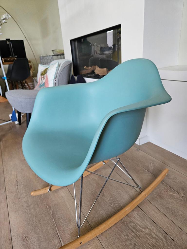 Design Schommelstoel - Zo goed als nieuw, Ophalen, Modern Design, Zo goed als nieuw, Eén