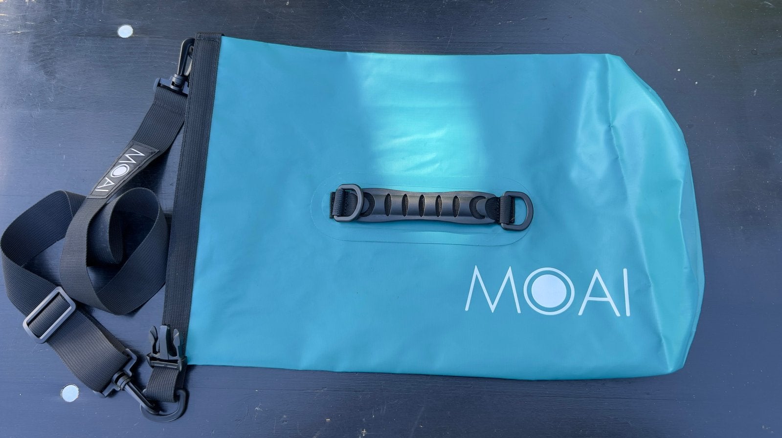 Moai Drybag - 10 Liter waterdichte tas, Watersport en Boten, Watersportkleding, Verzenden, ., Overige typen, Zo goed als nieuw