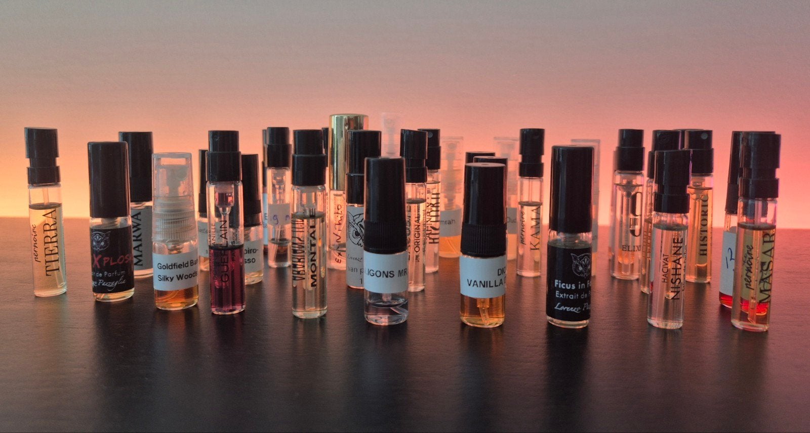 Niche-, designer- en Arabische parfum samples, Sieraden, Tassen en Uiterlijk, Uiterlijk | Parfum, Ophalen of Verzenden, Nieuw