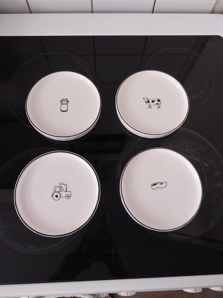 Set van 4 snackborden vriesland campina, Keramiek, Ophalen of Verzenden, Zo goed als nieuw, Bord(en)