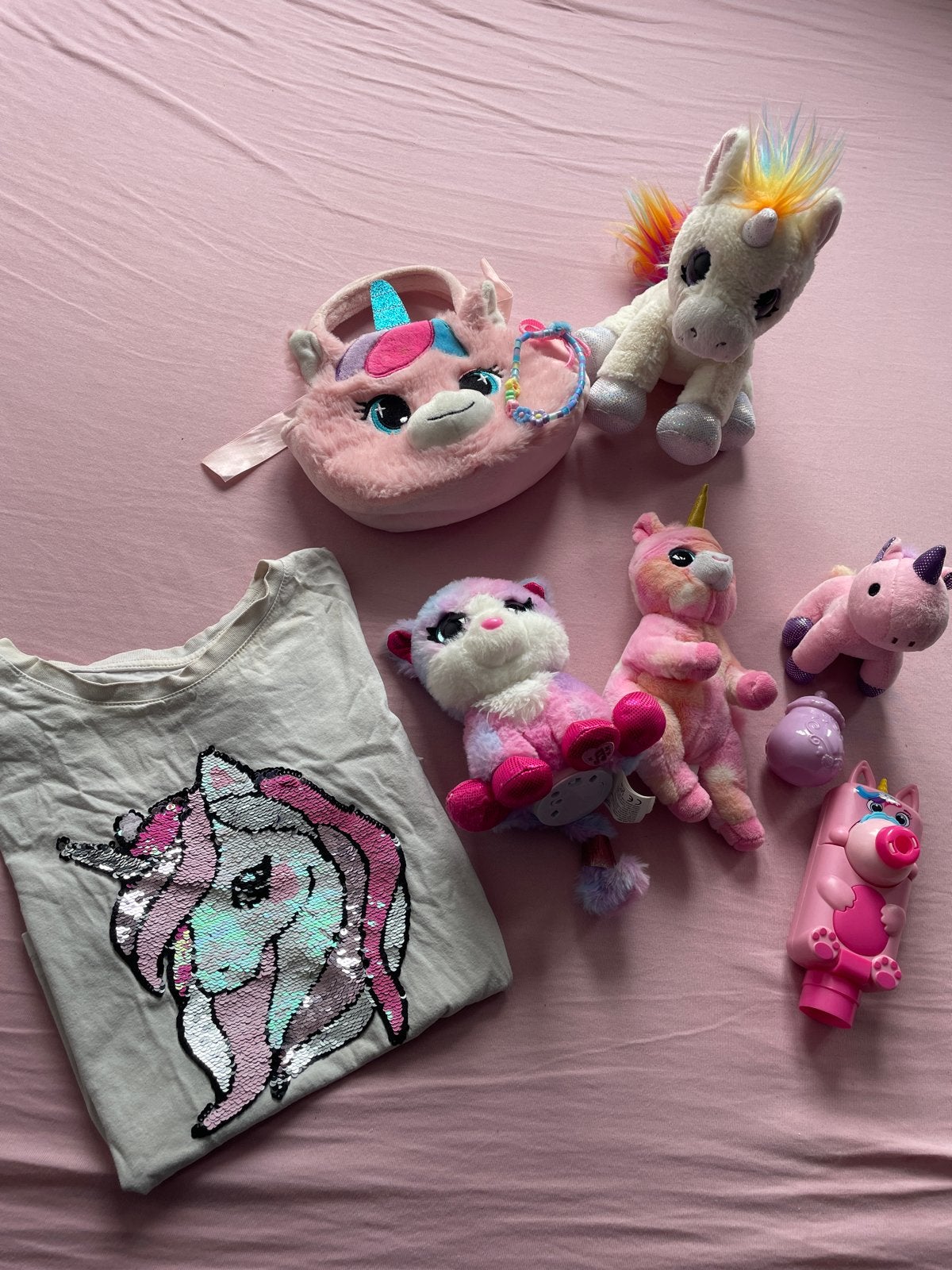 Eenhoorn knuffels, tasje en shirt - complete set, Gebruikt, Overige karakters, Ophalen of Verzenden, Middelgroot (20 tot 80 cm)