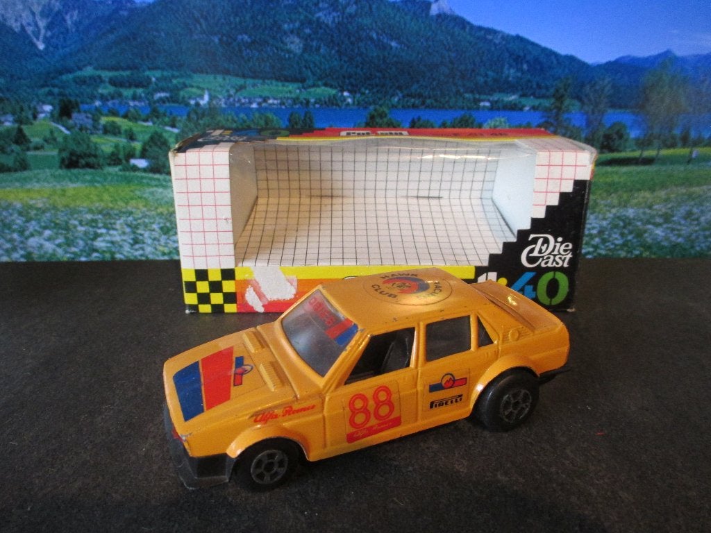 1:40 Alfa Romeo Giulietta - Polistil oker, Ophalen of Verzenden, Zo goed als nieuw, Auto, Overige merken