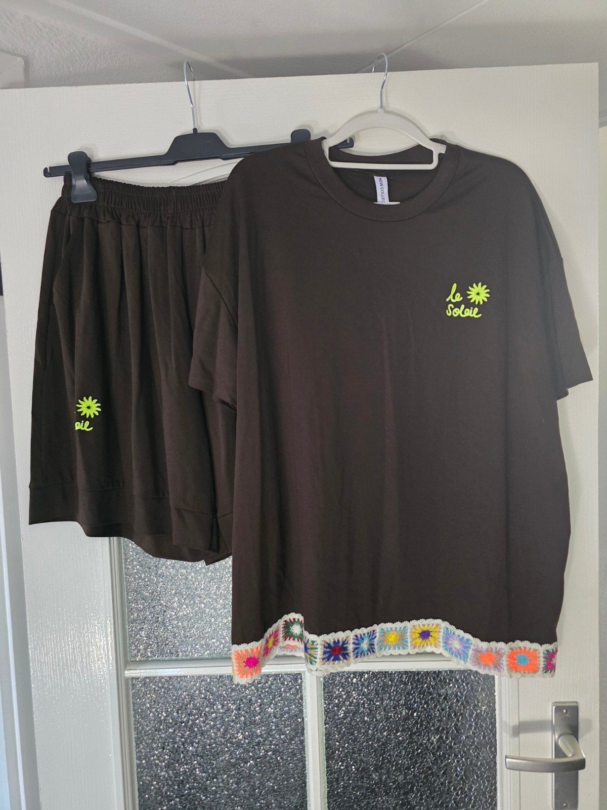 Nieuw 2delig set travel donkerbruin 40 42 44 46, Kleding | Dames, Huispakken, Ophalen of Verzenden, Nieuw, Maat 42/44 (L), Bruin